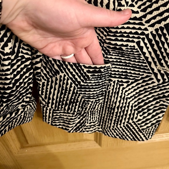 Judith Hart Geometric Women’s Black and White Blazer | Size 14 - Picture 6 of 10